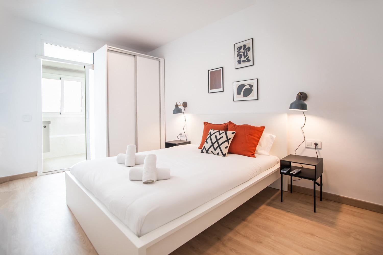 12Crc1038 - Big & Cozy 2Bed Apartment In The City Барселона Экстерьер фото
